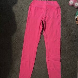 Buff Bunny Rosa scalloped legging - Miami Vice - Medium